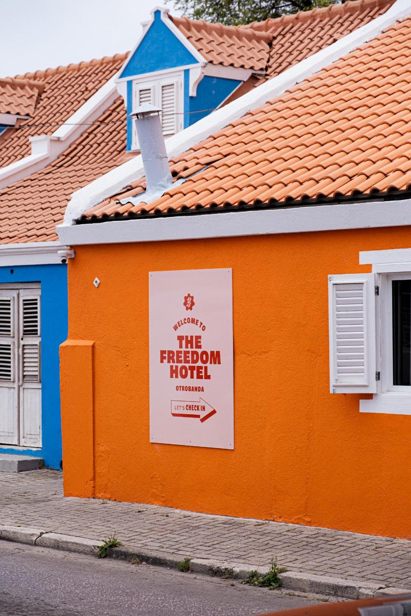 The Freedom Hotel Виллемстад Экстерьер фото