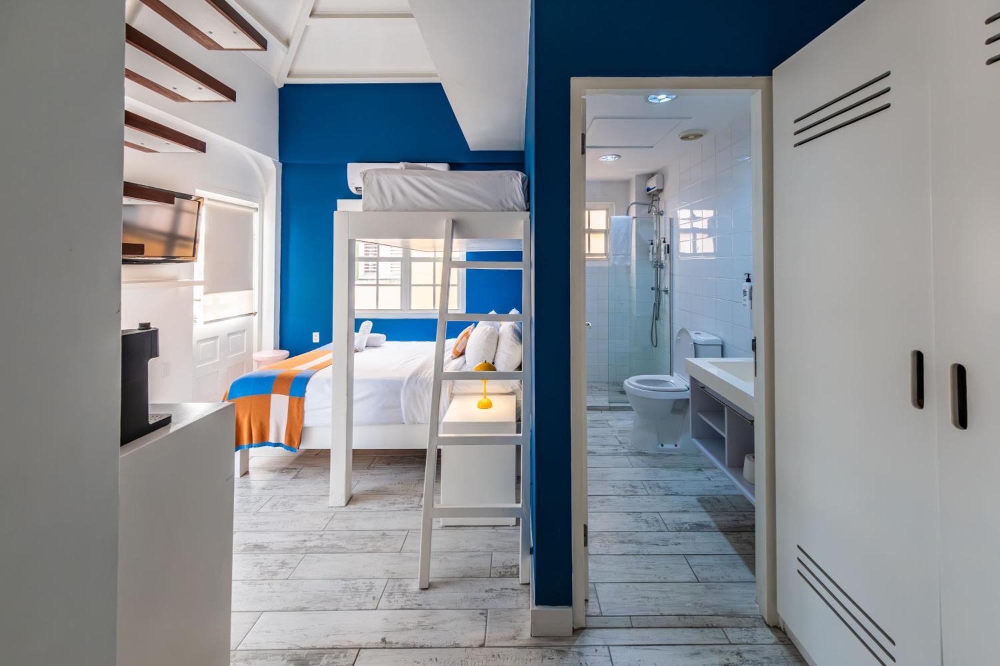 The Freedom Hotel Виллемстад Экстерьер фото