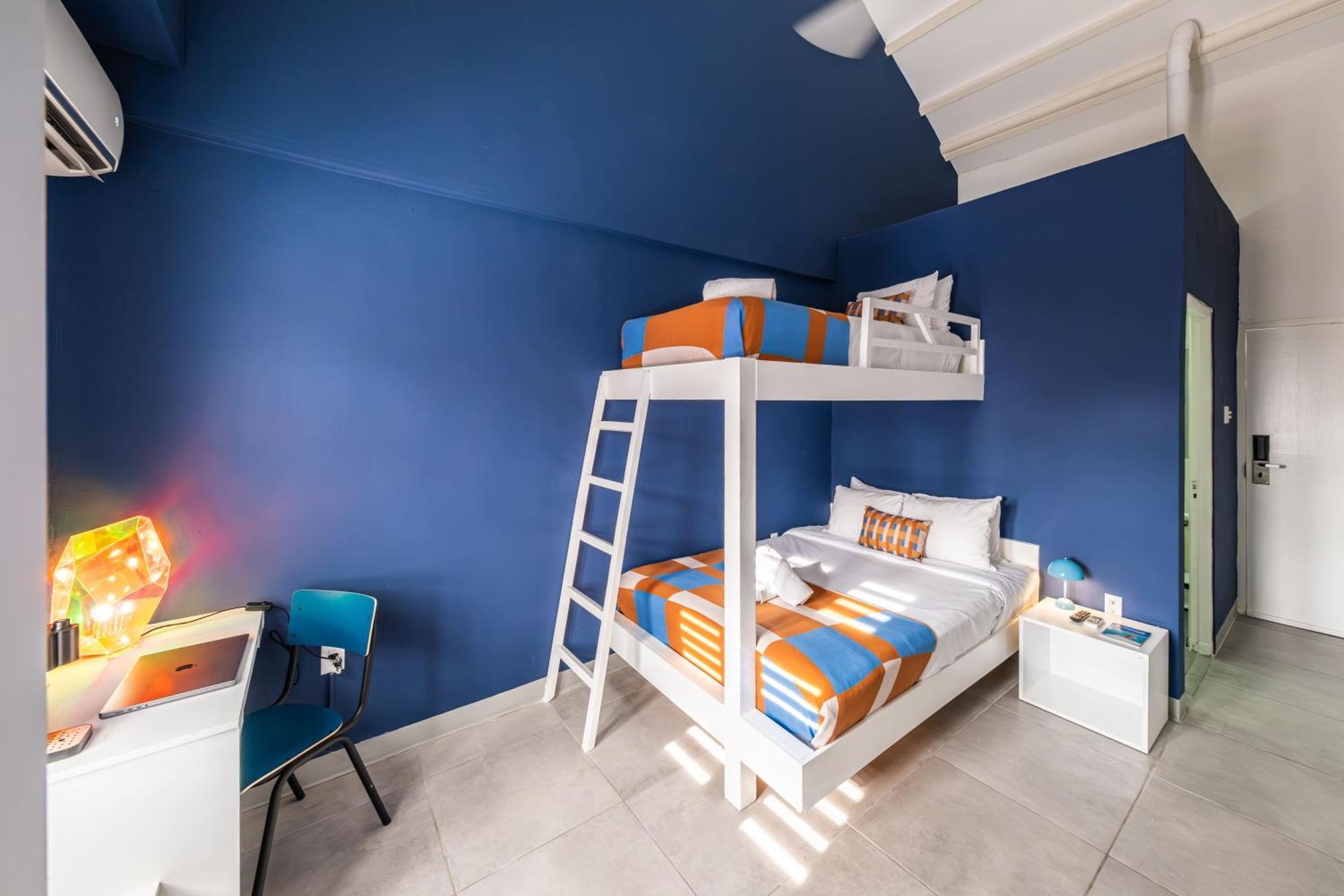 The Freedom Hotel Виллемстад Номер фото